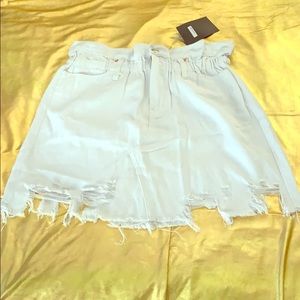 White distressed Jean skirt with scrunched waist